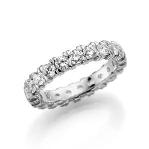 Solitaire ring van 4 mm breed diamant totaal van 2