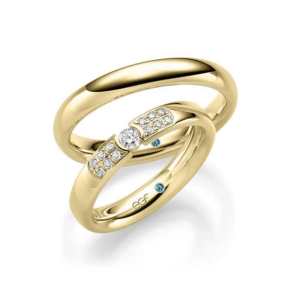 Geelgouden-trouwringen-met-1-solitair-en-12-losse-diamanten-Circles-Trouwringen-Zwijndrecht